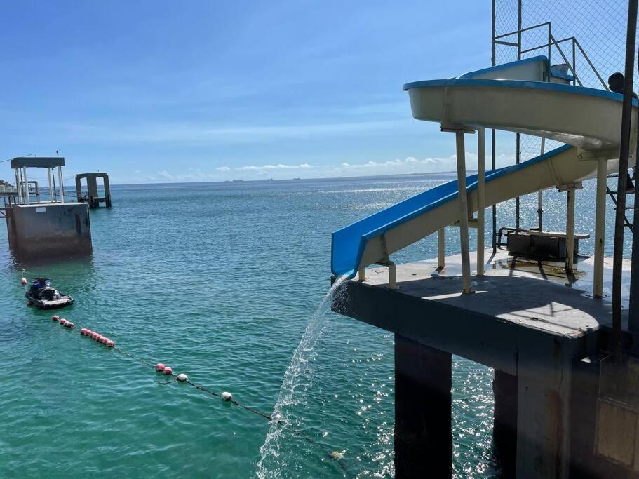 Flat No Mar Da Baia De T. Santos 公寓 *